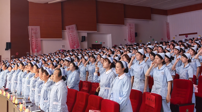 宣誓现场.jpg