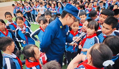 仁怀市两路口小学开展防灾减灾应急疏散演练