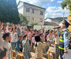 贵州省交通运输六支队七大队携手先锋小学开展普法宣传活动