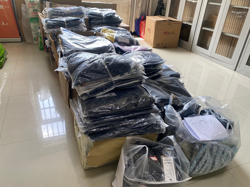 2、仁懷市殘聯積極動員社會愛心力量，統籌募集愛心衣物330件，精准投放至全市20個鄉鎮（街道），切實幫扶各類特殊困難殘疾人。.jpg