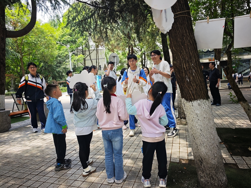 表达祝福。.jpg