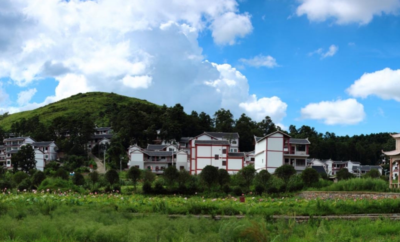 6 图为关岭顶云街道石板井村民宿