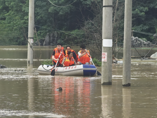 西秀区各乡镇闻“汛”而动 全力抢险保民生。