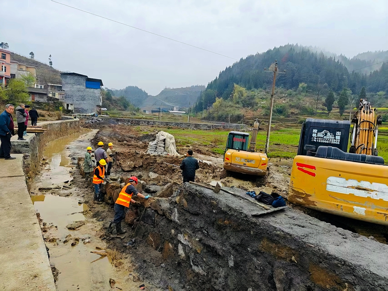 大坪场镇白腊水冲山洪沟治理工程施工图.jpg