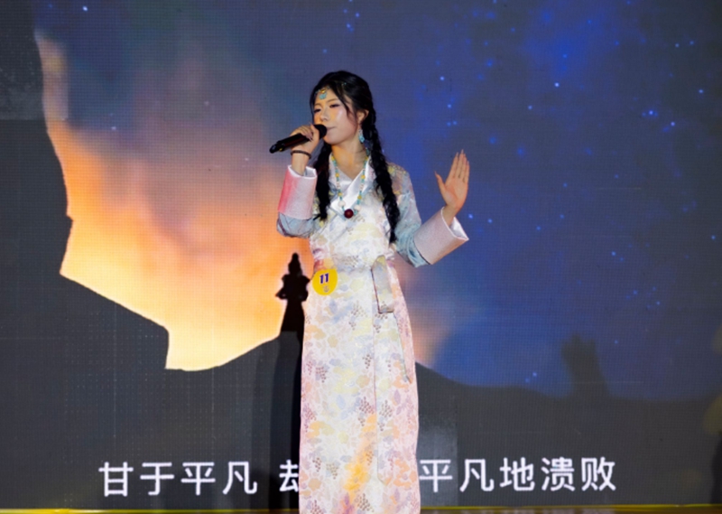 龔淼怡摘得甲組（非專業組）一等獎桂冠。.jpg