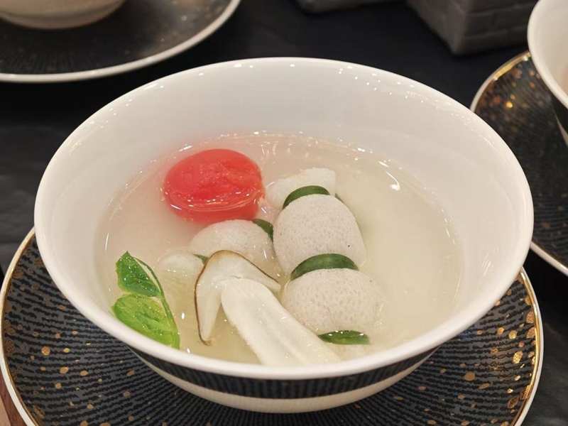 3、白酸玉藕酿鸡茸。.jpg