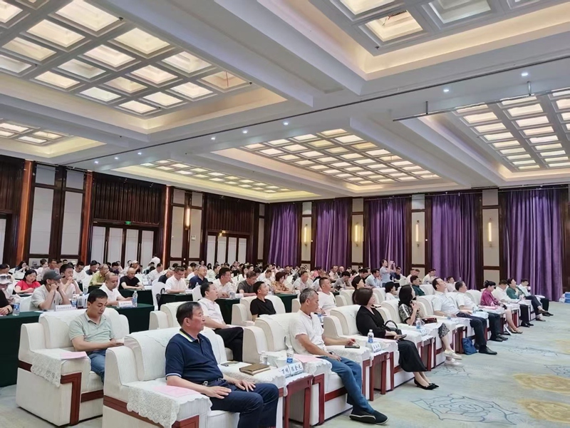 2会议现场