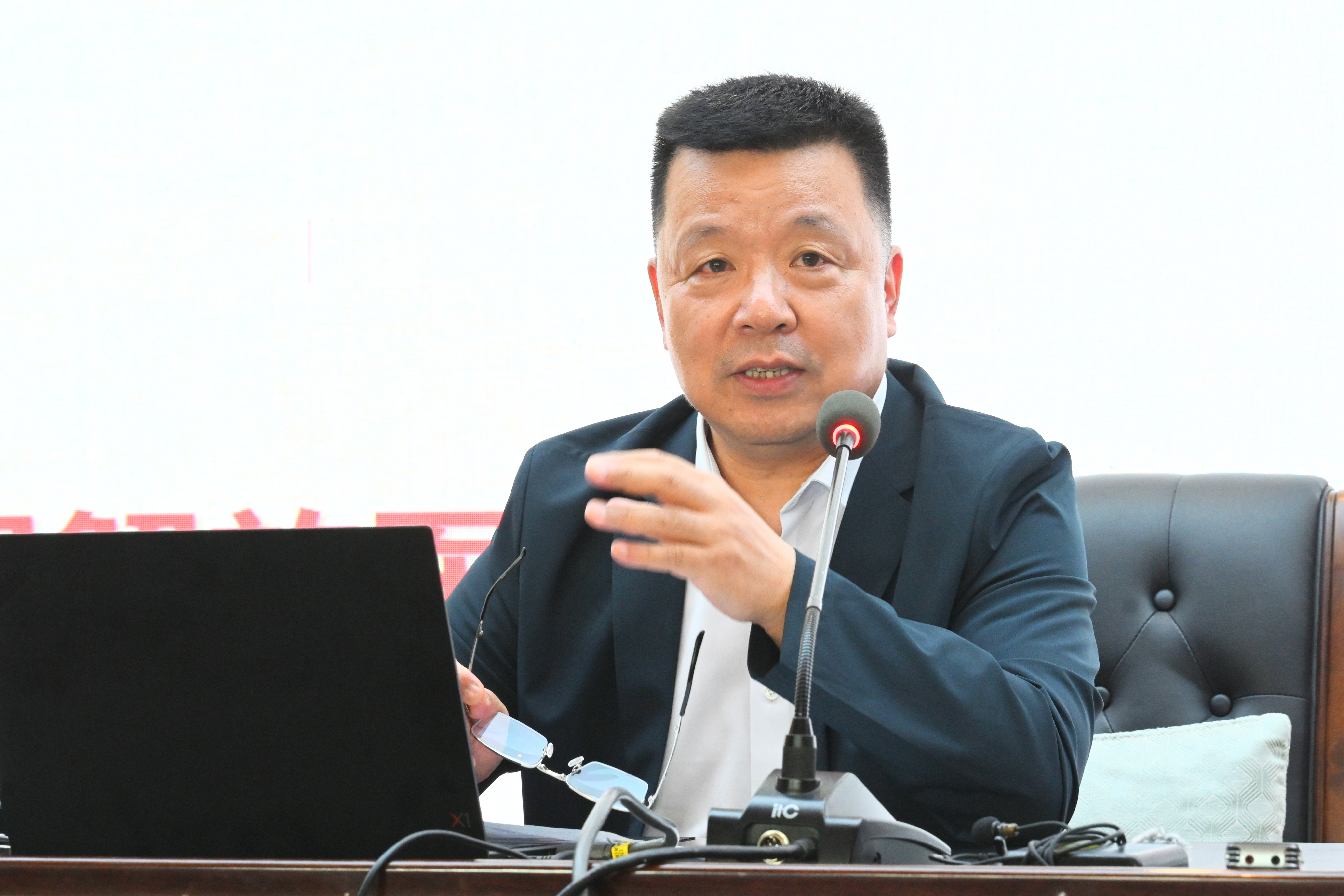 马卫防作专题授课。吴蔚摄
