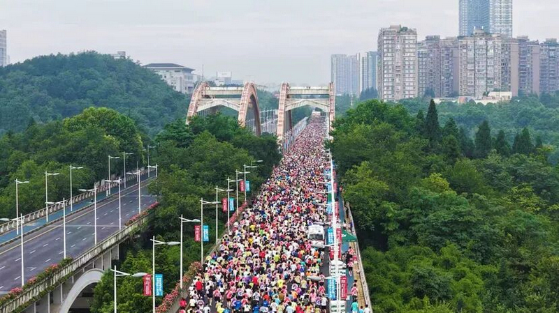  观山大桥段贵马现场。