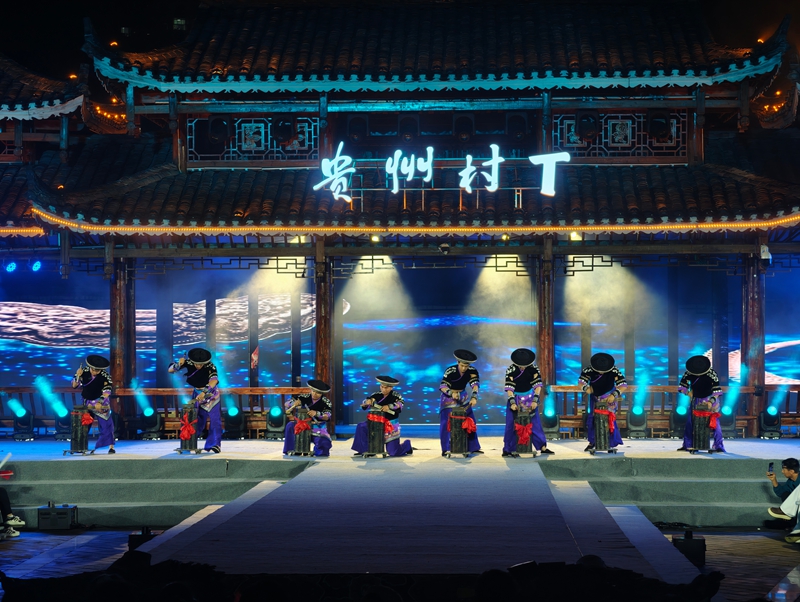 原生态打击乐《银匠》匠心满满。
