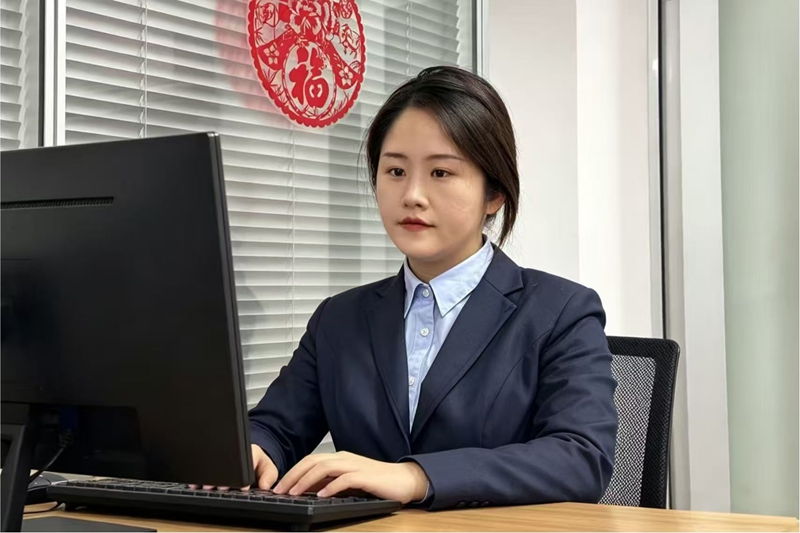 2、深耕多行业业态,赵青为客户量身定制信贷方案。