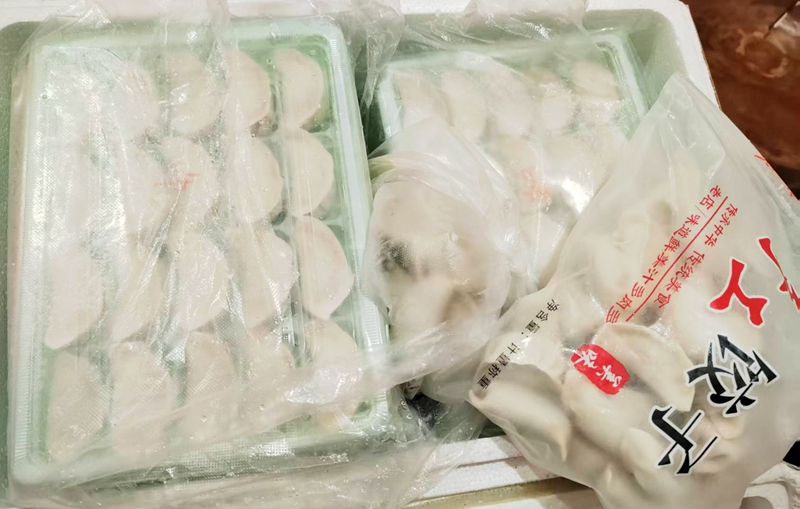 邮储银行员工采购孙大姐滞销手工水饺。