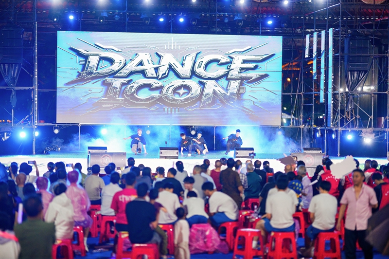 街舞《Dance lcon》.jpg