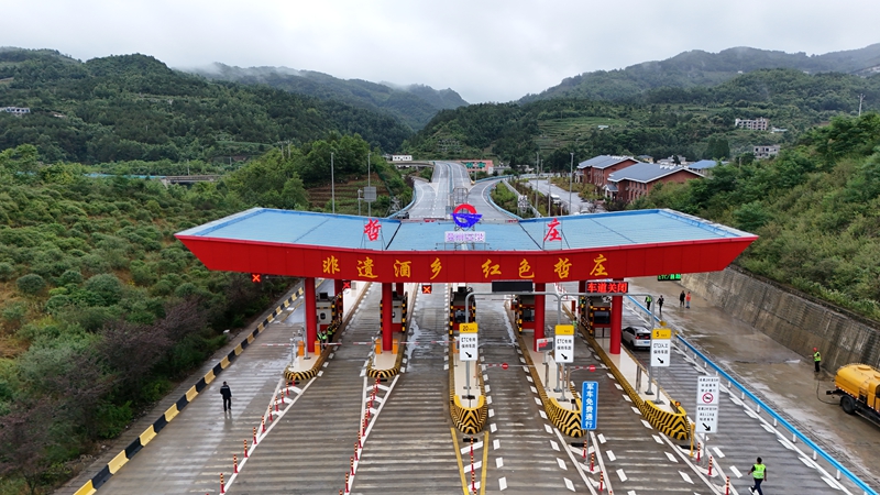 5月18日，镇赫高速哲庄连接线正式通车。 盛灿 摄.jpg