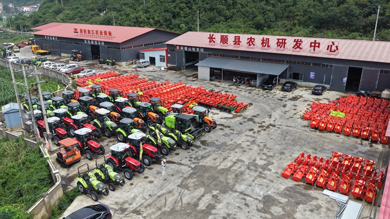 年营收3320万元长顺90后新农人打造山地农机全产业链(图1)