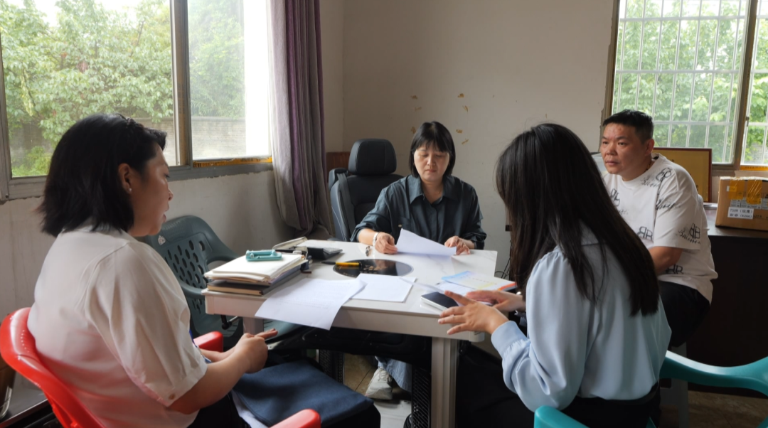 专班靠前纾困解难 企业办证难题圆满化解。