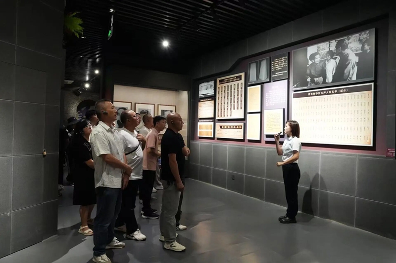红色阵地悟初心 产业一线学经验——息烽县乡村振兴驻村干部、选调生培训班开展现场教学活动