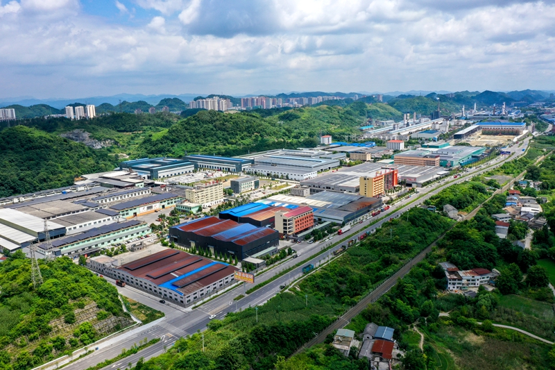 播州区：精准赋能增效能 铝制产品销海外 (1).JPG