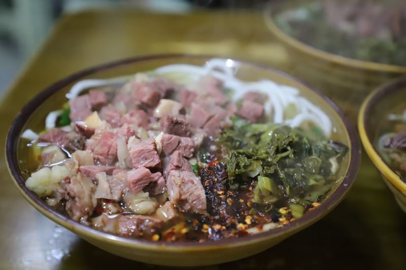 黔西牛肉粉.jpg