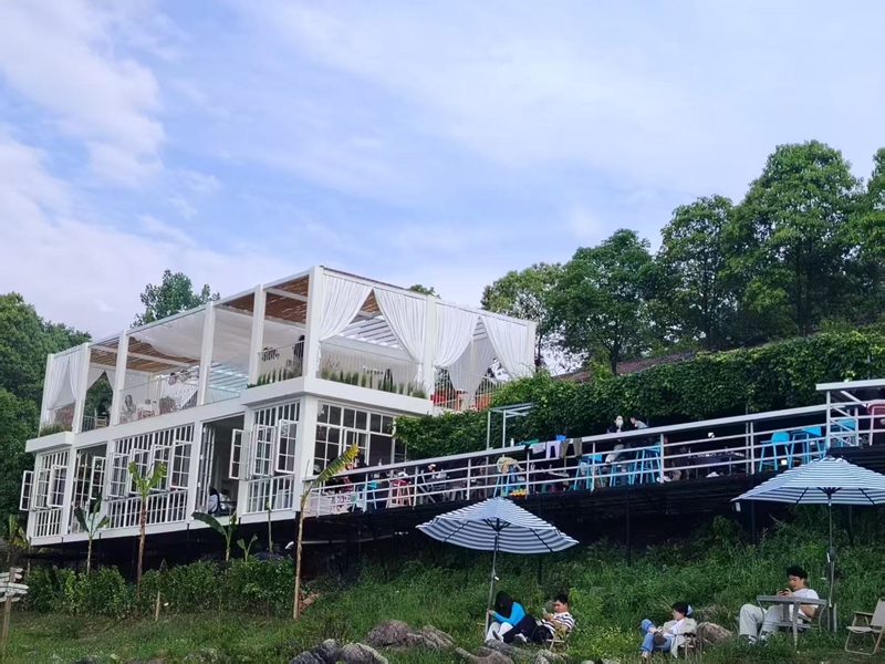 十里湖光·美学咖啡馆外景。受访者提供.jpg