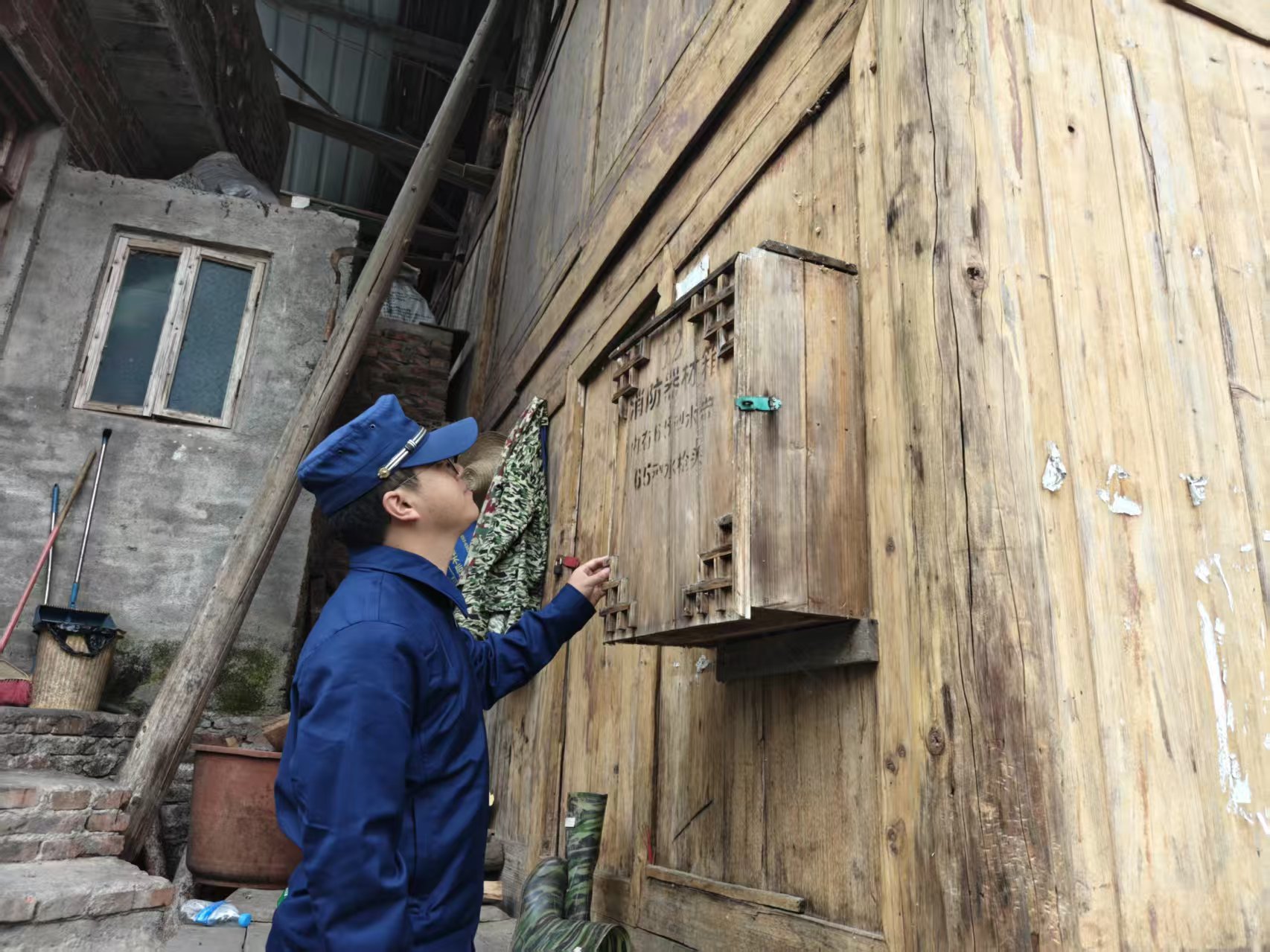 2026年4月23日,开展安全生产检查,拍摄者:王克敏