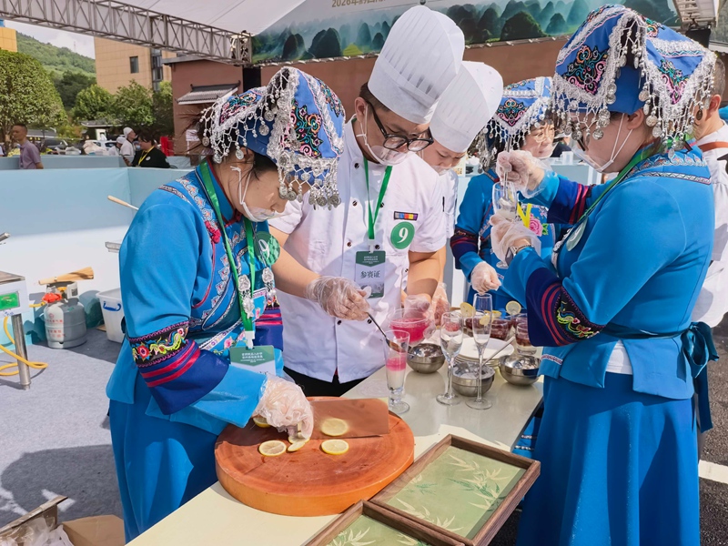 一道药膳“烹”出康养产业链!黔西南州:让旅居更有滋有“味”(图2)
