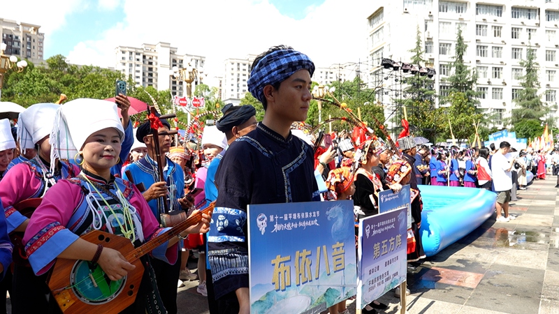 民族特色方阵。