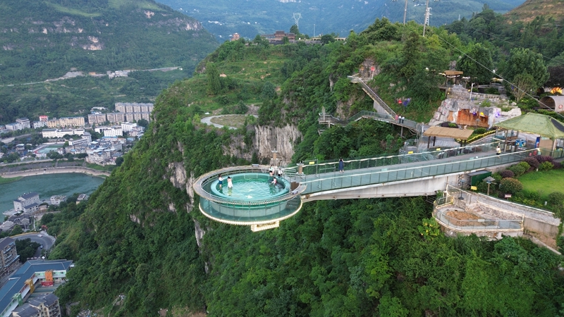 悬崖温泉酒店2（杨亚旭 摄）.JPG