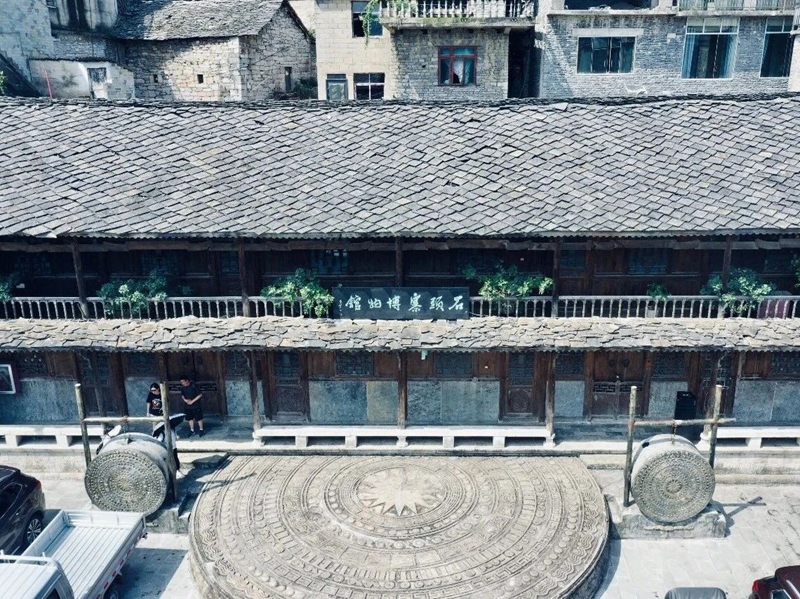 3 石居风貌.jpg
