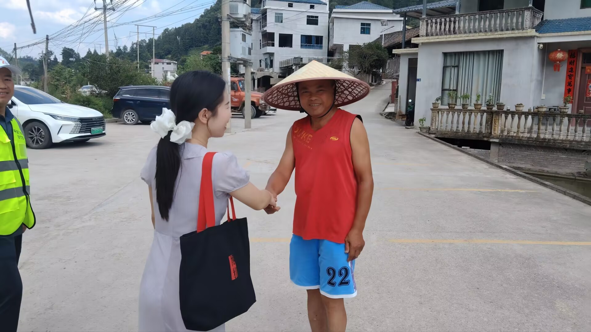 田仁凯。