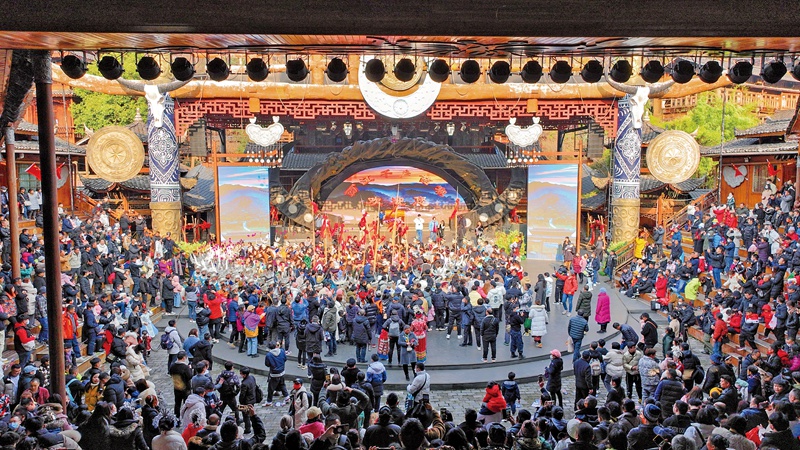 雷山县西江千户苗寨民俗文化活动 （通讯员 杨文舒 摄）