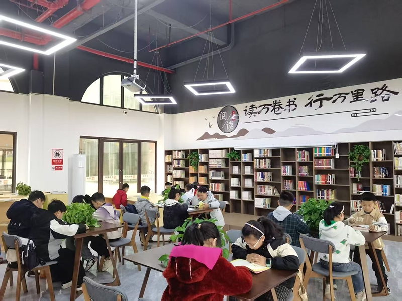 社區裡的城市主題書房.jpg
