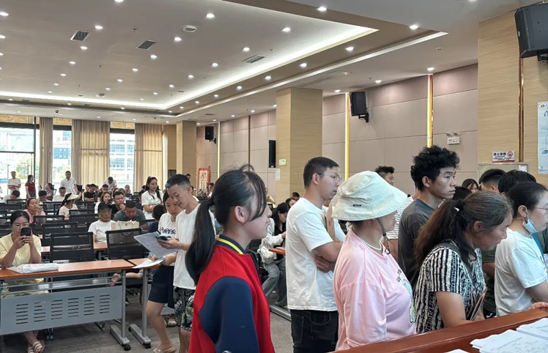 乌当区“四化”集成服务提效能，随迁子女积分入学更省心。