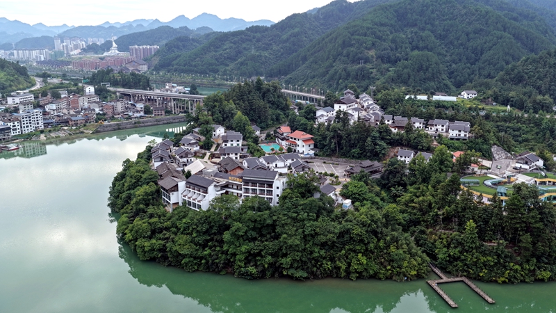 1-剑河华润希望小镇航拍图（姜泽光 摄）.JPG
