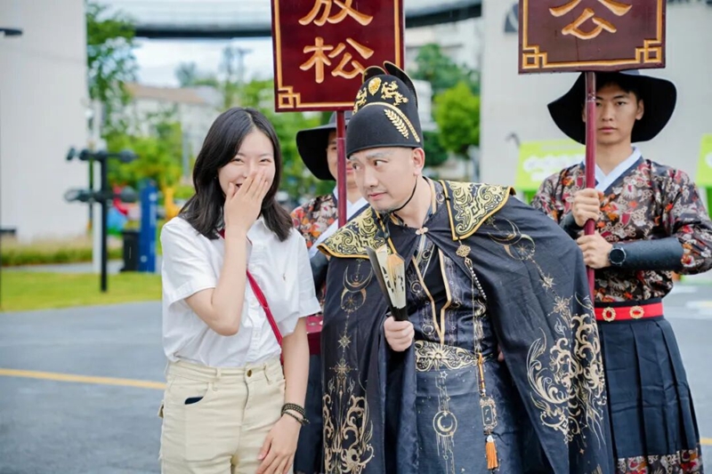 艺厂咖啡戏剧节现场。