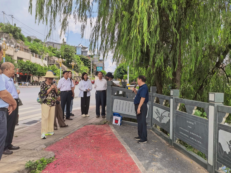 3、小城文化。陈湘飚摄.jpg
