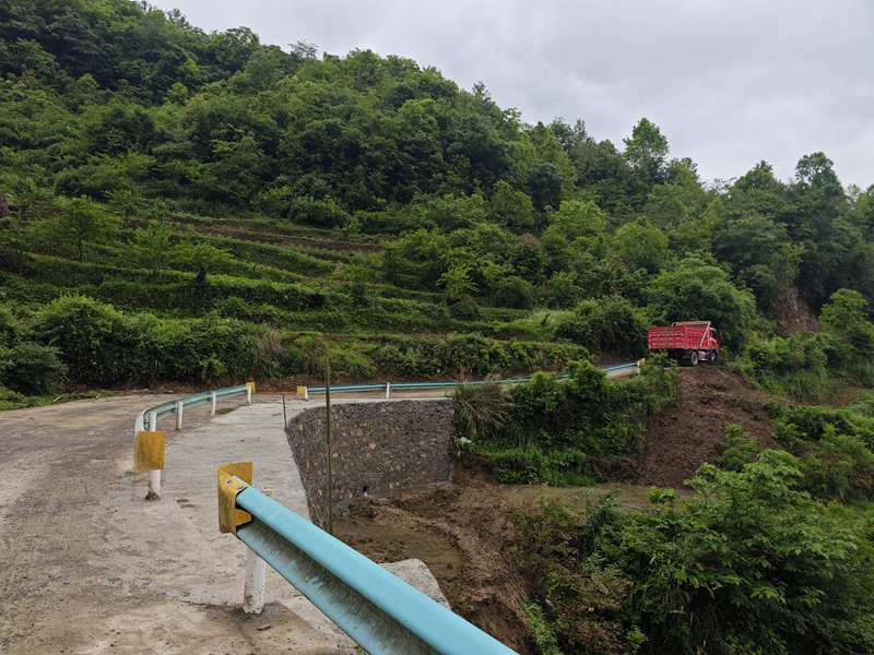 息烽县温泉镇安江村大土组、中寨组至龙洞组通组路
