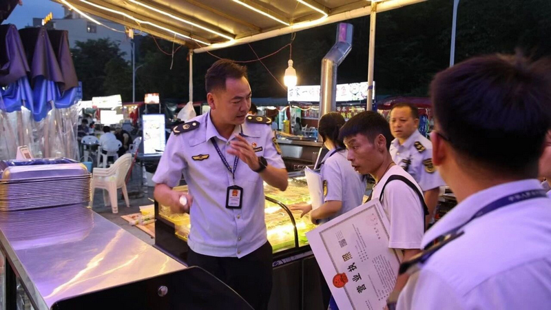 市场监管局开展巡查。