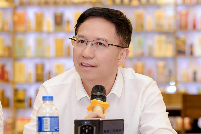 贵旅集团副董事长、总经理龙丛作总结发言。贵旅集团供图
