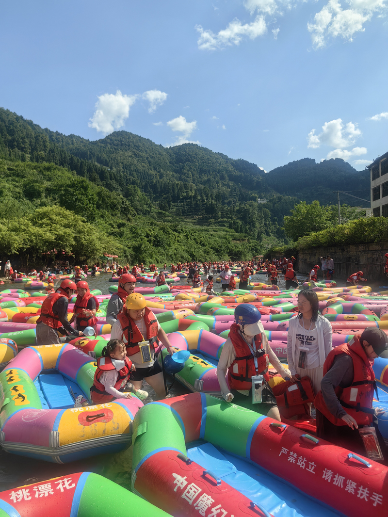修文桃源河漂流终点。王艳摄
