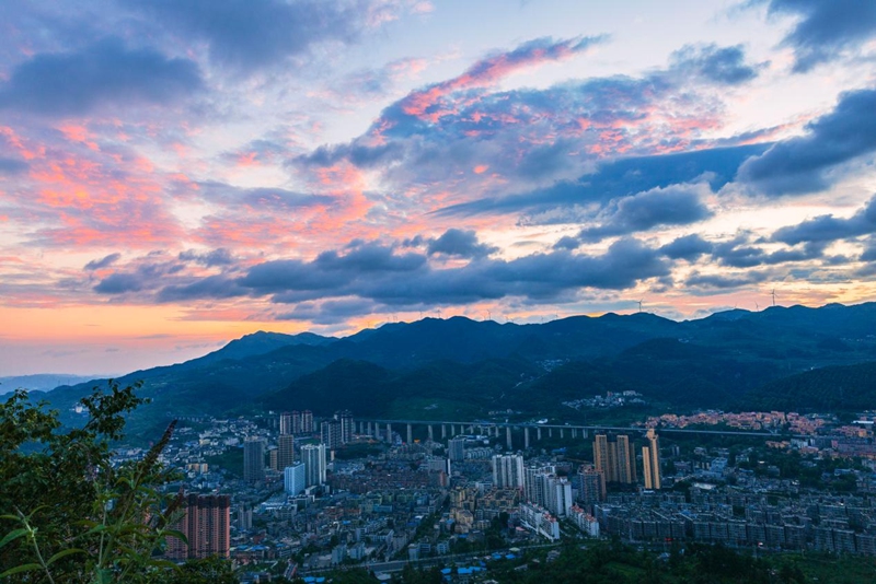 1息烽打造“避暑+康養+文化”旅居新高地