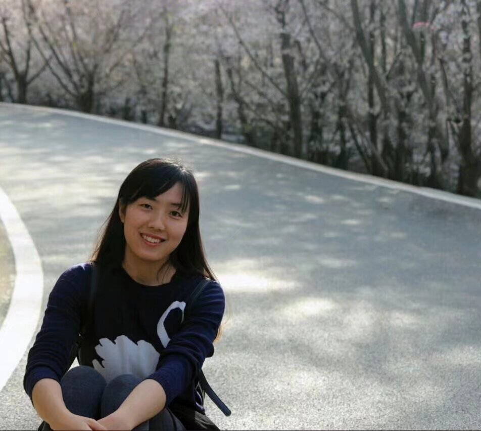 邓陶丽。
