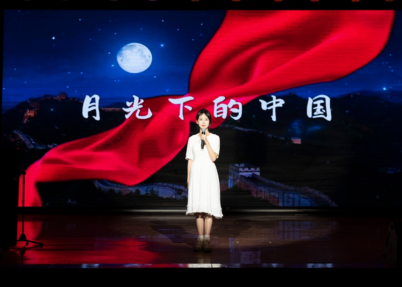 6、朗誦展演現場。