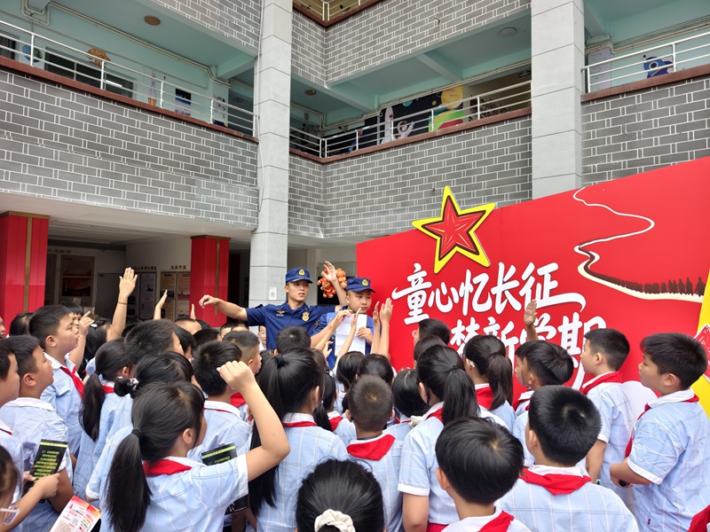 图为趣味抢答