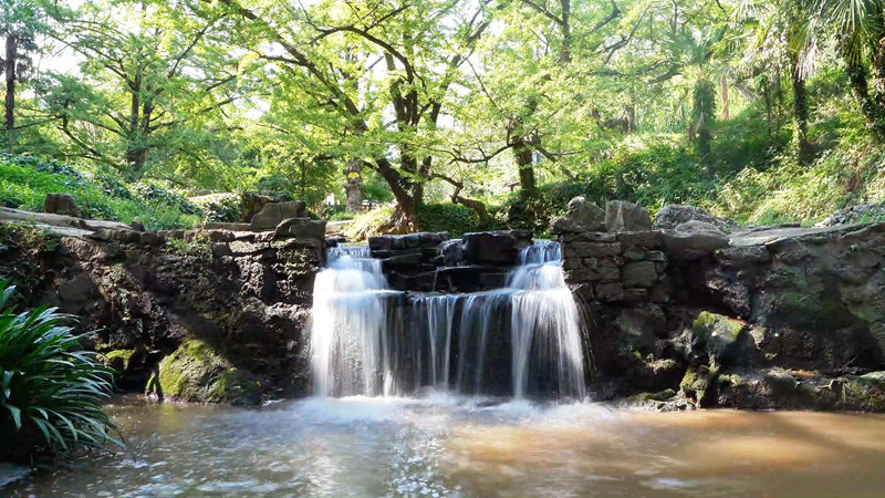 小桥流水。