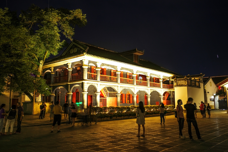 1 图为遵义会议会址夜景。胡志刚 摄.JPG