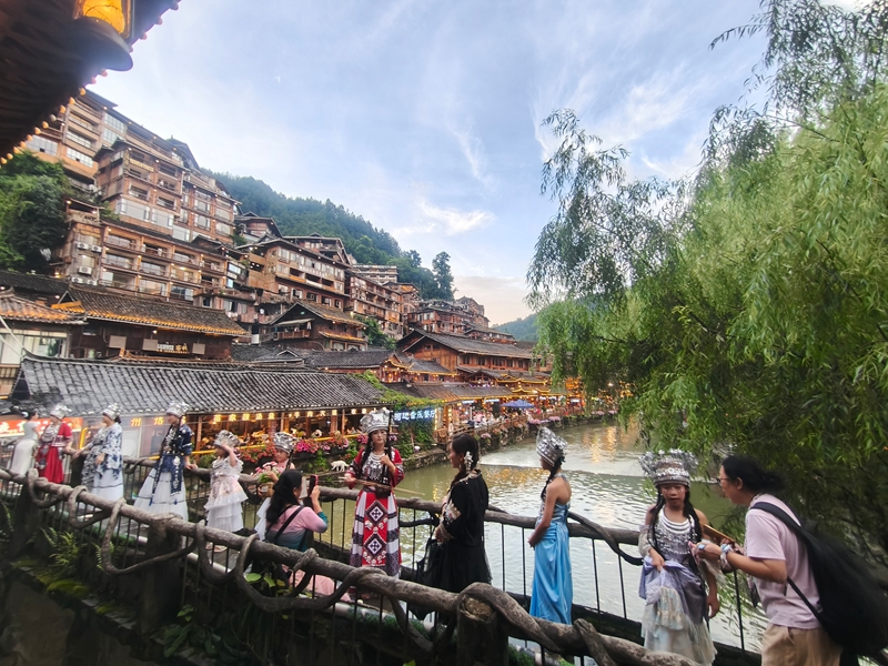 佛黔一家亲，山海共赴文旅之约。