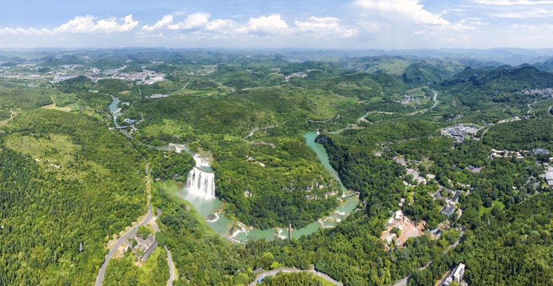 2黄果树风景名胜区。 潘锐之摄 .jpg