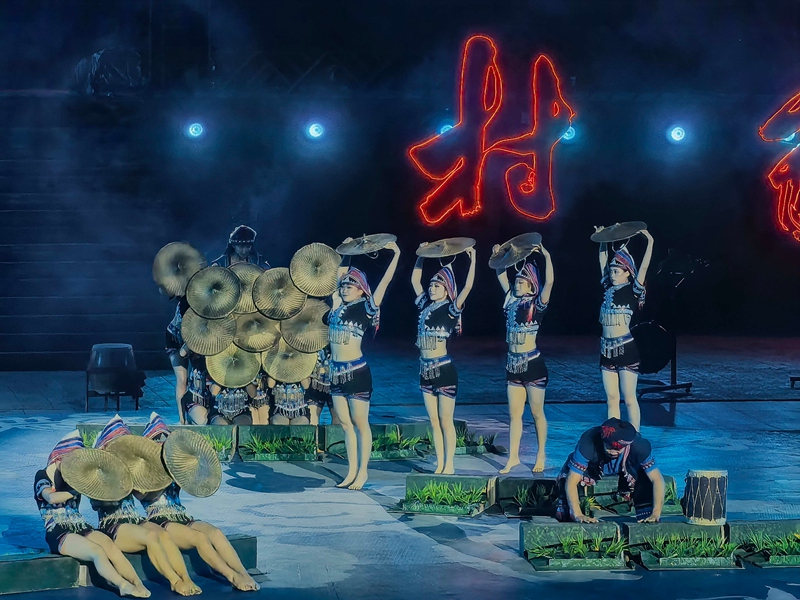 2、“村舞”表演