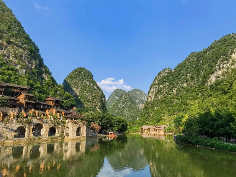 8.峰林美景